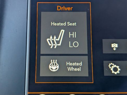 Used 2018 Jeep Grand Cherokee Limited image 20