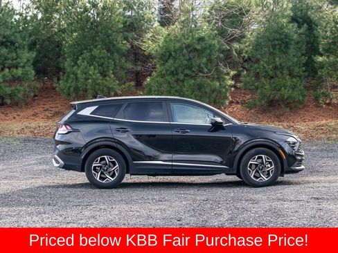 Used 2024 Kia Sportage LX image 10