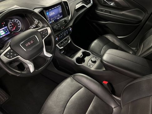 Used 2024 GMC Terrain SLT AWD/4WD image 10
