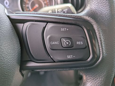Used 2023 Jeep Wrangler Unlimited Sport AWD/4WD image 21
