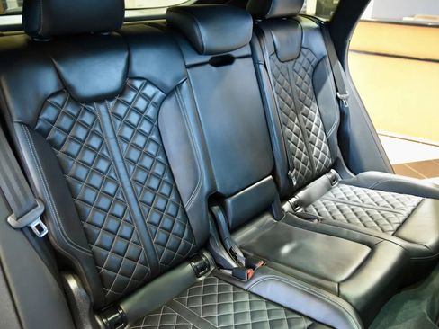 Used 2023 Audi SQ5 Premium Plus w/ Premium Plus Package AWD/4WD image 22