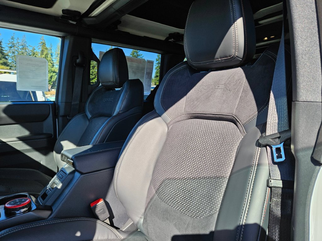 New 2026 Ford Bronco Raptor w/ Interior Carbon Fiber Pack AWD/4WD image 17