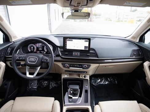 Used 2025 Audi Q5 2.0T Premium Plus image 20