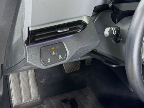 Used 2021 Volkswagen ID.4 Pro RWD image 11