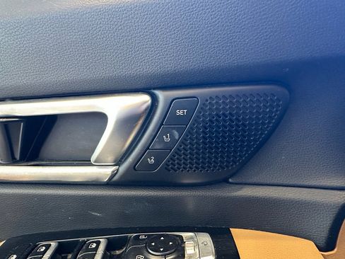 Used 2021 Kia Telluride SX image 11