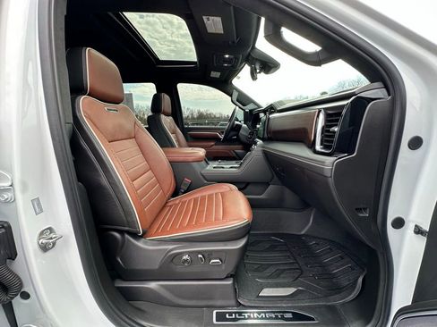 Used 2025 GMC Sierra 3500 Denali Ultimate w/ LPO, GMC Protection Package image 24