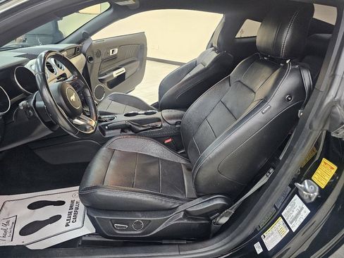 Used 2018 Ford Mustang Premium w/ Safe & Smart Package RWD image 17