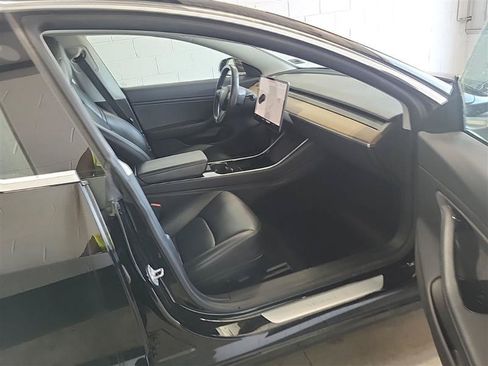 Used 2019 Tesla Model 3 Standard Range Plus RWD image 7