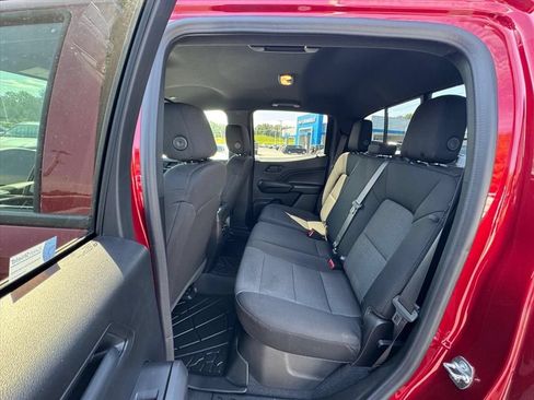 Used 2026 Chevrolet Colorado Trail Boss AWD/4WD image 11