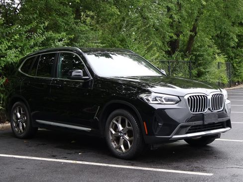 Used 2024 BMW X3 xDrive30i AWD/4WD image 11