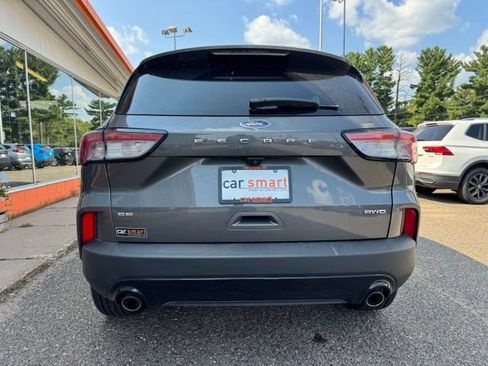 Used 2022 Ford Escape SE w/ SE Sport Appearance Package AWD/4WD image 6