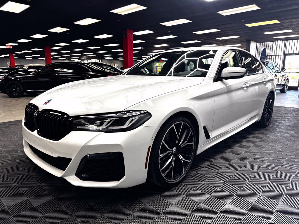Used 2023 BMW M550i xDrive w/ Executive Package AWD/4WD image 7
