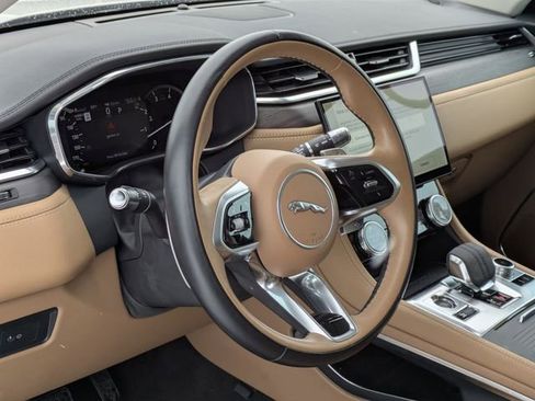 Used 2021 Jaguar F-PACE S image 8