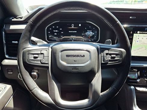 Used 2022 GMC Sierra 1500 Denali AWD/4WD image 16
