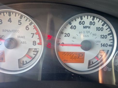 Used 2014 Nissan Xterra PRO-4X w/ Pro-4x Leather Package image 3