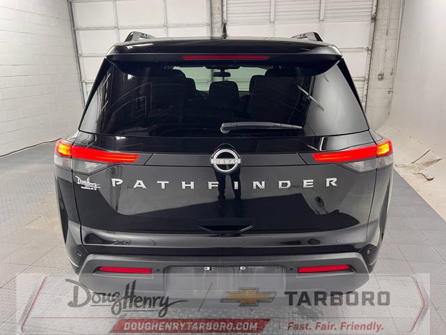 Used 2025 Nissan Pathfinder SV FWD image 8