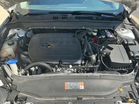 Used 2016 Ford Fusion SE w/ Equipment Group 201A FWD image 23