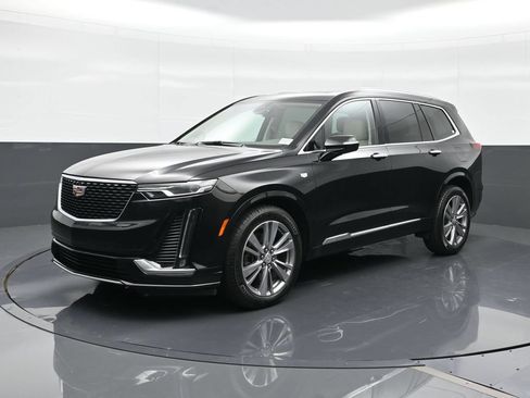 Certified 2023 Cadillac XT6 Premium Luxury FWD image 1