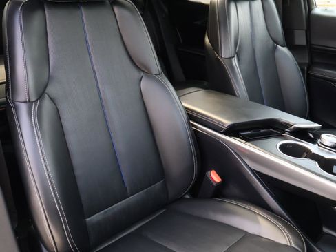 Certified 2024 Cadillac Lyriq Luxury image 22