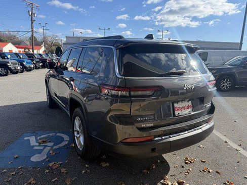 Certified 2024 Jeep Grand Cherokee L Laredo image 28