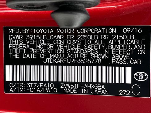 Used 2017 Toyota Prius Three FWD image 22