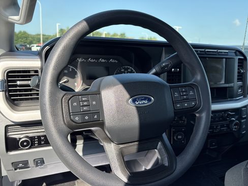 Used 2023 Ford F350 XLT w/ XLT Value Package image 8