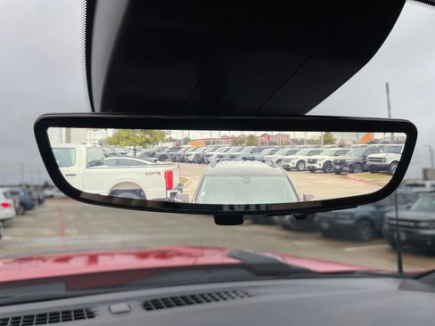 Used 2025 Chevrolet Silverado 2500 ZR2 w/ Technology Package image 32