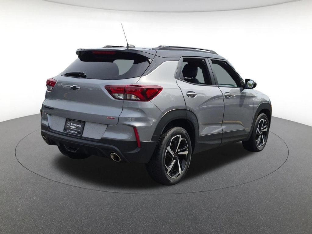 Used 2023 Chevrolet TrailBlazer RS FWD image 5