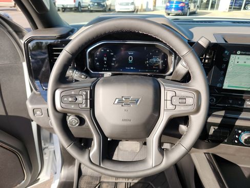 New 2026 Chevrolet Silverado 2500 ZR2 image 19