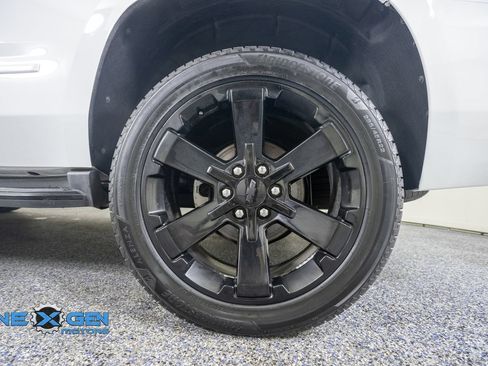 Used 2020 Chevrolet Tahoe Premier AWD/4WD image 47
