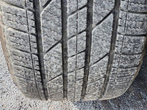 Used 2021 Cadillac Escalade Premium Luxury image 10