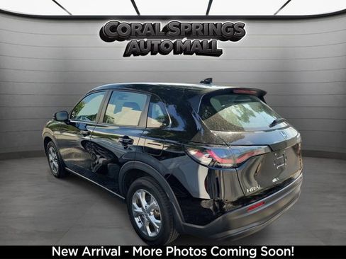 Used 2025 Honda HR-V LX image 3