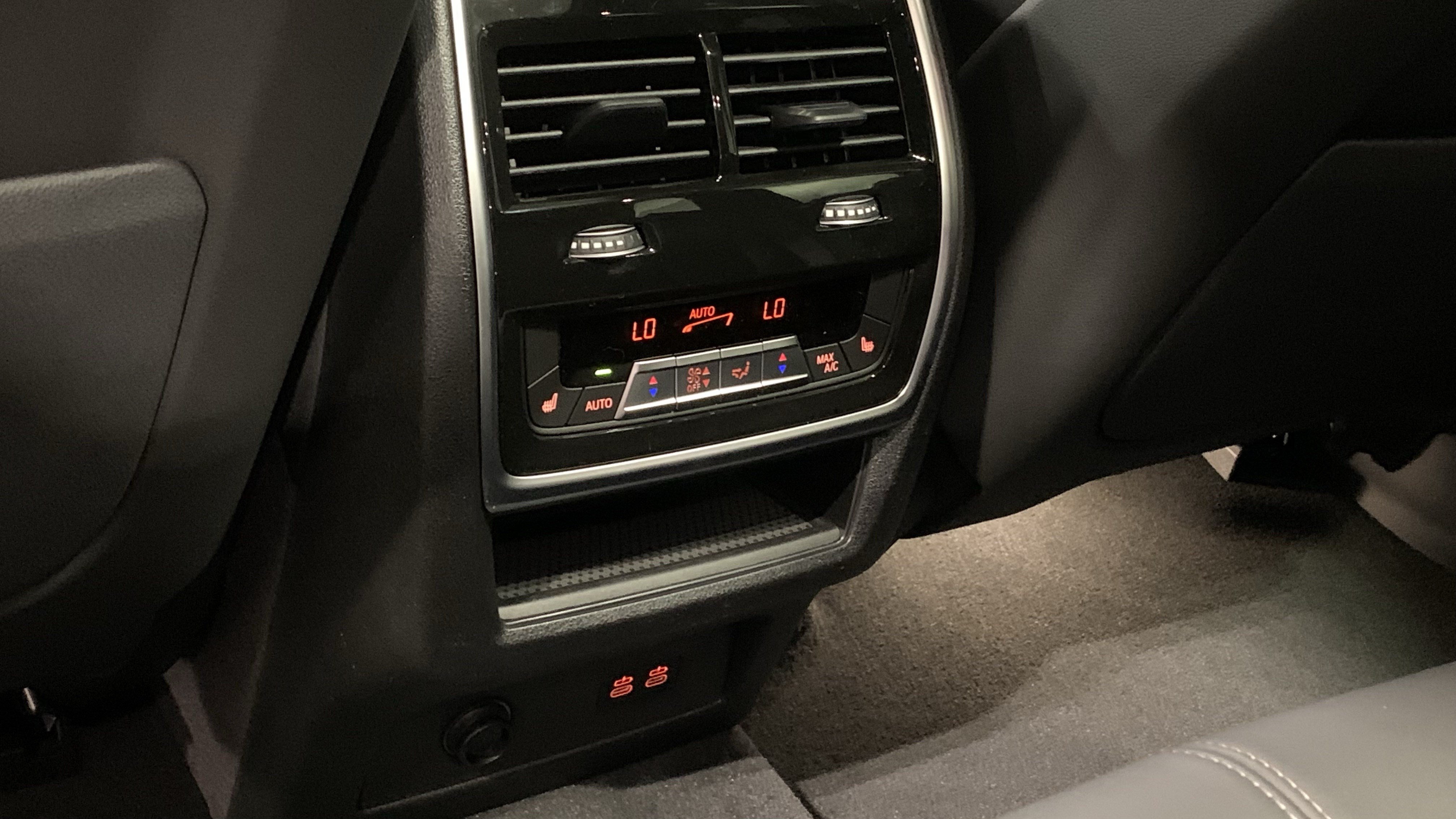 Used 2026 BMW X5 M60i w/ Climate Comfort Package AWD/4WD image 30