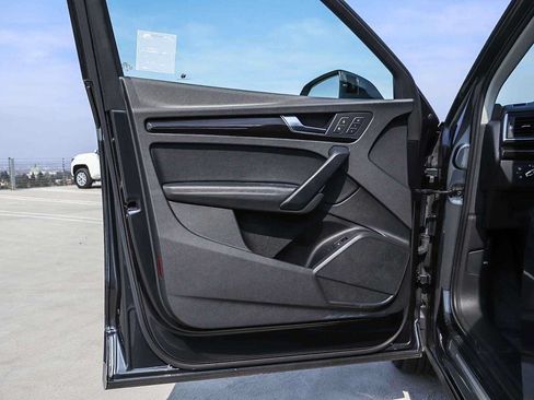 Used 2019 Audi Q5 2.0T Premium Plus w/ Premium Plus Package AWD/4WD image 30