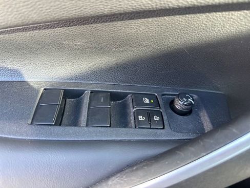 Certified 2024 Toyota Corolla SE image 14