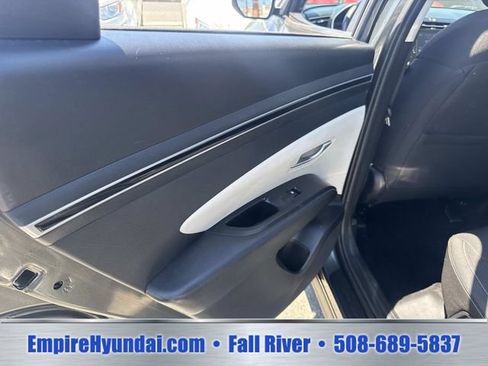 Used 2022 Hyundai Tucson SE FWD image 15