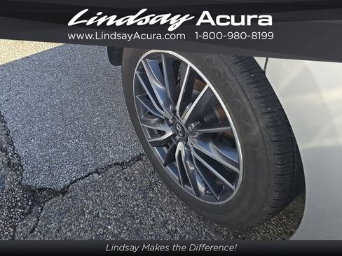 Used 2018 INFINITI QX60 Luxe w/ Deluxe Technology Package image 10