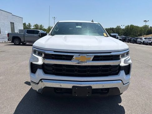 Used 2025 Chevrolet Silverado 1500 LT w/ Z71 Off-Road Package AWD/4WD image 7