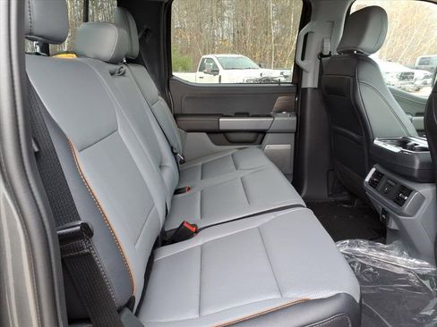 New 2025 Ford F150 Lariat w/ Equipment Group 502A High image 15