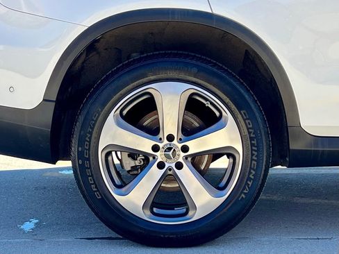 Certified 2022 Mercedes-Benz GLC 300 4MATIC image 33