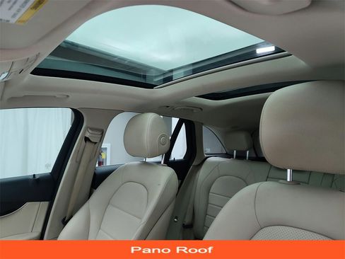 Used 2017 Mercedes-Benz GLC 300 4MATIC image 12