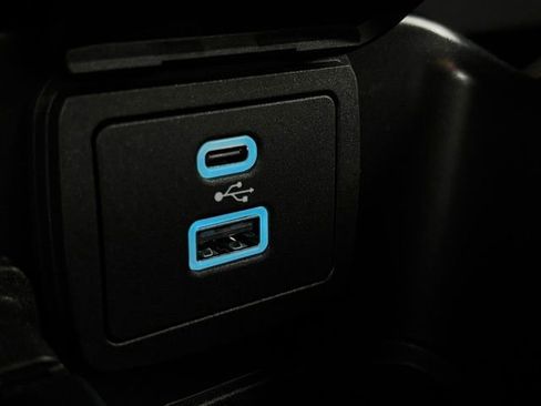 New 2025 Ford Bronco Badlands image 39