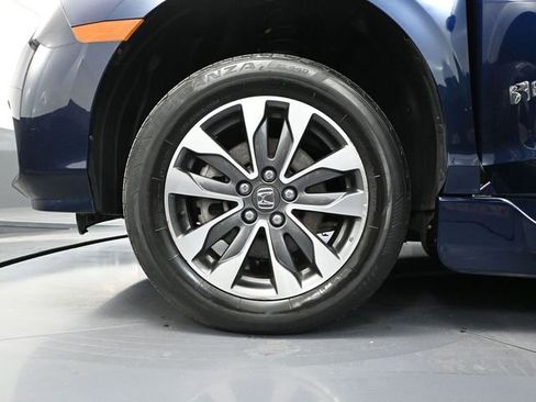 Used 2023 Honda Odyssey EX-L image 16