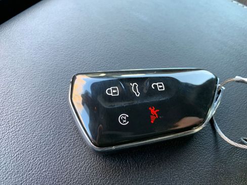 Used 2025 Volkswagen Atlas Cross Sport SE image 22