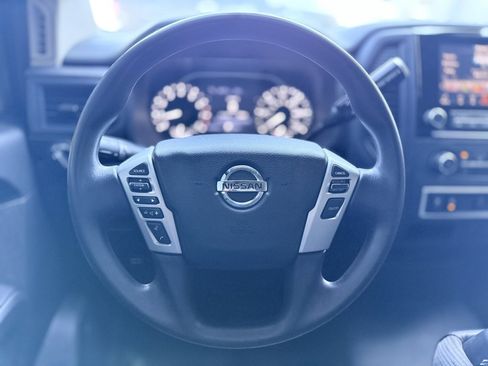 Used 2021 Nissan Titan S w/ S Utility Package image 13