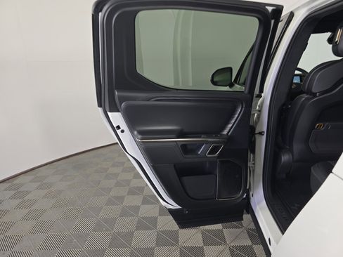 Used 2024 Rivian R1T Adventure AWD/4WD image 17