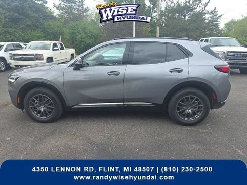 Used 2022 Buick Envision Essence w/ Technology Package I FWD image 5