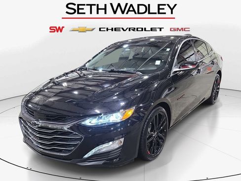 Used 2024 Chevrolet Malibu LT image 3