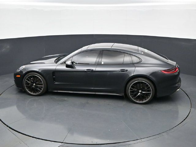 Used 2020 Porsche Panamera 4 AWD/4WD image 39