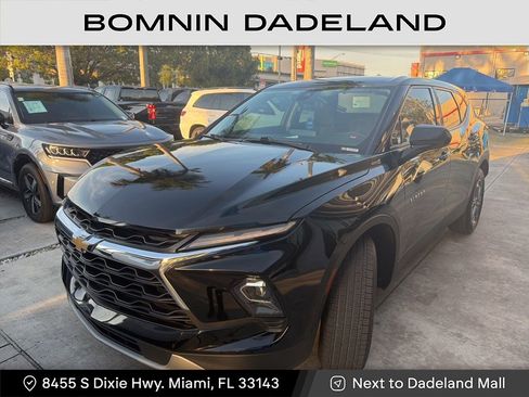 Used 2023 Chevrolet Blazer LT image 1